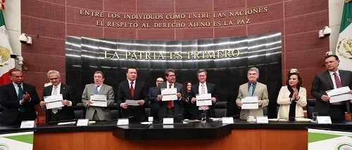 senado_plasticos2_img.jpg